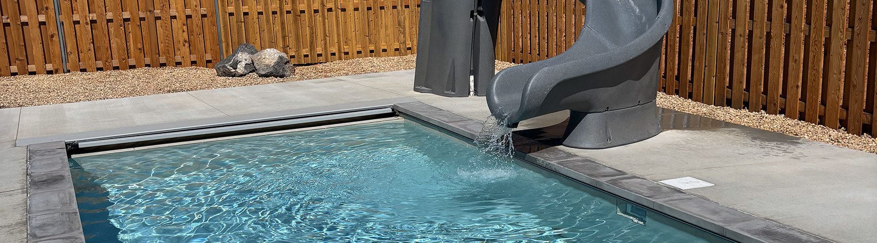 Pool maintenance service